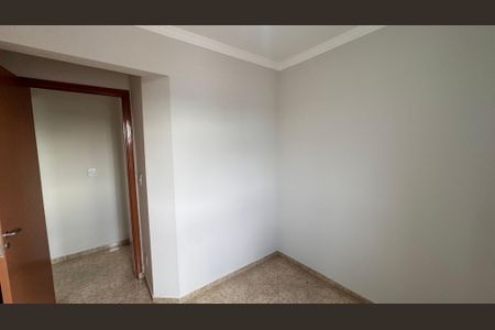 Apartamento à venda com 71m², 3 quartos e 1 vaga Apartamento à venda com 71m², 3 quartos e 1 vagaQuarto 2