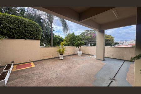 Apartamento à venda com 71m², 3 quartos e 1 vaga Apartamento à venda com 71m², 3 quartos e 1 vagaÁrea comum