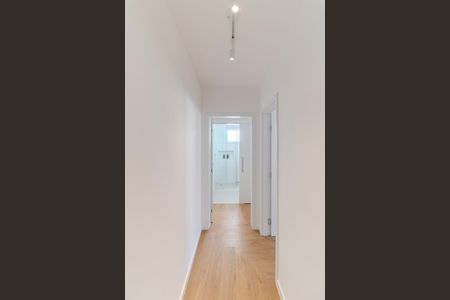 Corredor de apartamento à venda com 2 quartos, 98m² em Vila Buarque, São Paulo