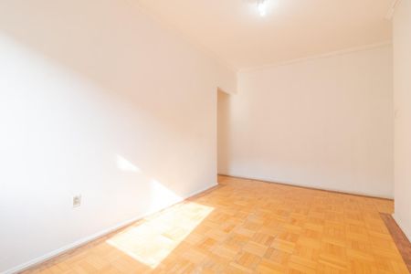 Apartamento à venda com 73m², 3 quartos e sem vaga Apartamento à venda com 73m², 3 quartos e sem vagaSala