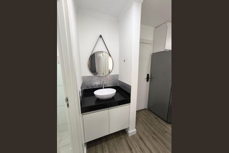 Apartamento para alugar com 36m², 2 quartos e sem vagaBanheiro