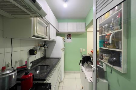 Apartamento para alugar com 45m², 2 quartos e 1 vaga Apartamento para alugar com 45m², 2 quartos e 1 vagaCozinha e área de serviço