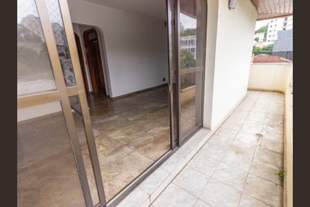 Apartamento para alugar com 349m², 3 quartos e 3 vagasVaranda