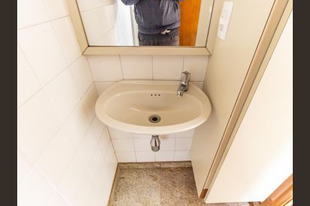 Apartamento para alugar com 349m², 3 quartos e 3 vagasBanheiro de serviço