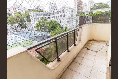 Apartamento para alugar com 349m², 3 quartos e 3 vagasVaranda