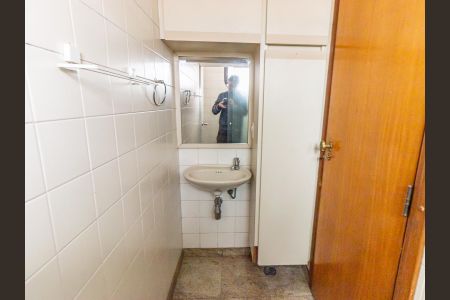 Apartamento para alugar com 349m², 3 quartos e 3 vagasBanheiro de serviço