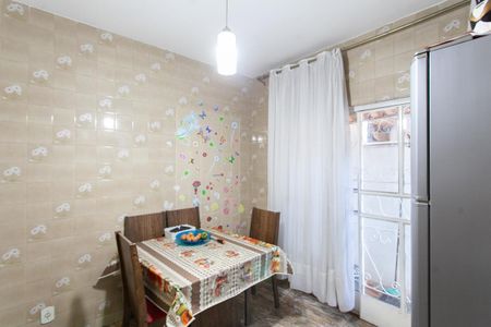 Casa para alugar com 360m², 4 quartos e 2 vagas Casa para alugar com 360m², 4 quartos e 2 vagasCopa