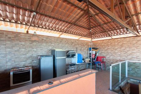 Casa para alugar com 360m², 4 quartos e 2 vagas Casa para alugar com 360m², 4 quartos e 2 vagasTerraço