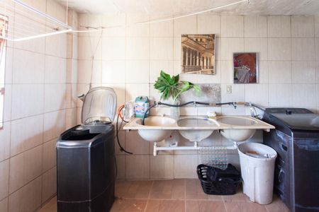 Casa para alugar com 360m², 4 quartos e 2 vagas Casa para alugar com 360m², 4 quartos e 2 vagasÁrea de Serviço