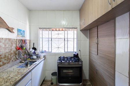 Casa para alugar com 360m², 4 quartos e 2 vagas Casa para alugar com 360m², 4 quartos e 2 vagasCozinha