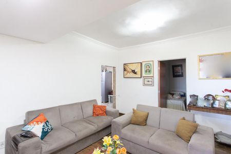 Casa para alugar com 360m², 4 quartos e 2 vagas Casa para alugar com 360m², 4 quartos e 2 vagasSala