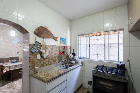 Casa para alugar com 360m², 4 quartos e 2 vagas Casa para alugar com 360m², 4 quartos e 2 vagasCozinha