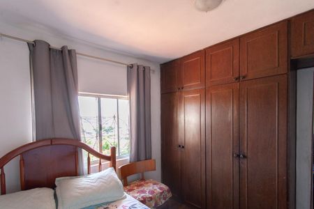 Casa para alugar com 360m², 4 quartos e 2 vagas Casa para alugar com 360m², 4 quartos e 2 vagasQuarto 2