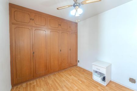 Apartamento à venda com 90m², 4 quartos e 1 vagaQuarto 2