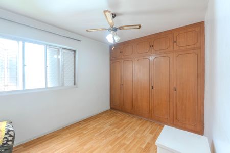 Apartamento à venda com 90m², 4 quartos e 1 vagaQuarto 2