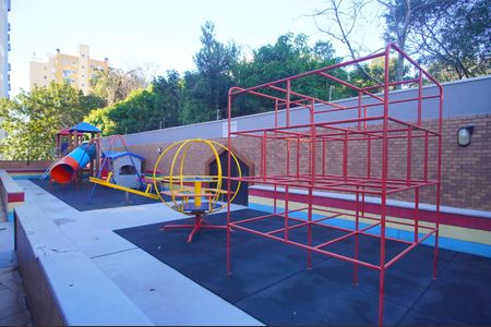 Apartamento à venda com 193m², 2 quartos e 4 vagasÁrea comum - Playground