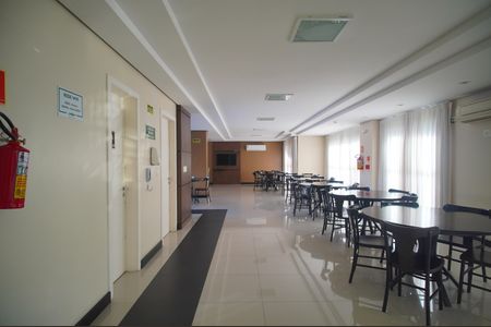 Apartamento à venda com 193m², 2 quartos e 4 vagasÁrea comum - Salão de festas