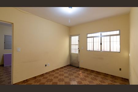 Casa para alugar com 100m², 2 quartos e sem vagaSala