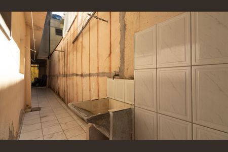 Casa para alugar com 100m², 2 quartos e sem vagaÁrea de Serviço