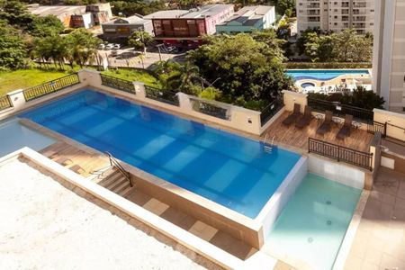 Apartamento à venda com 67m², 2 quartos e 2 vagasÁrea comum - Piscina