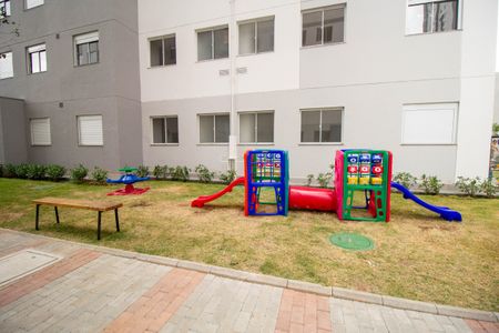 Apartamento para alugar com 42m², 2 quartos e sem vagaÁrea comum - Playground