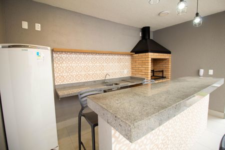 Apartamento para alugar com 42m², 2 quartos e sem vagaÁrea comum - Churrasqueira