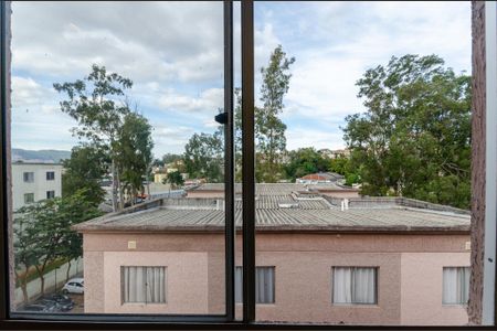 Apartamento para alugar com 40m², 2 quartos e sem vaga Apartamento para alugar com 40m², 2 quartos e sem vagaSala - Janela