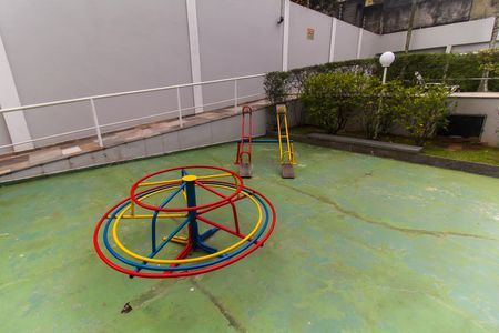 Apartamento à venda com 51m², 2 quartos e 1 vaga Apartamento à venda com 51m², 2 quartos e 1 vagaPlayground