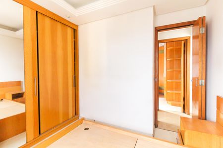 Apartamento à venda com 51m², 2 quartos e 1 vaga Apartamento à venda com 51m², 2 quartos e 1 vagaQuarto 2