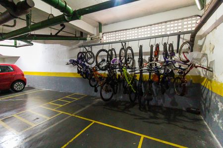 Apartamento à venda com 51m², 2 quartos e 1 vaga Apartamento à venda com 51m², 2 quartos e 1 vagaEstacionamento