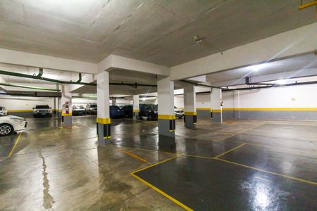 Apartamento à venda com 51m², 2 quartos e 1 vaga Apartamento à venda com 51m², 2 quartos e 1 vagaEstacionamento