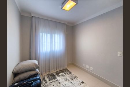 Apartamento à venda com 129m², 3 quartos e 2 vagasQuarto 2