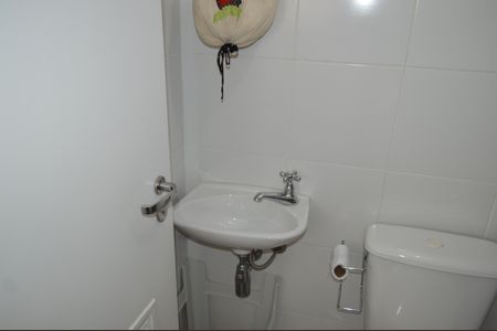 Apartamento à venda com 129m², 3 quartos e 2 vagasBanheiro de Serviço