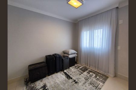 Apartamento à venda com 129m², 3 quartos e 2 vagasQuarto 2