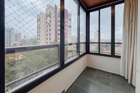 Apartamento à venda com 116m², 3 quartos e 3 vagas Apartamento à venda com 116m², 3 quartos e 3 vagasVaranda da Suíte