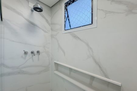 Apartamento à venda com 116m², 3 quartos e 3 vagas Apartamento à venda com 116m², 3 quartos e 3 vagasBanheiro da Suíte