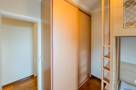 Apartamento à venda com 116m², 3 quartos e 3 vagas Apartamento à venda com 116m², 3 quartos e 3 vagasQuarto 2