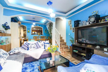 Casa à venda com 180m², 5 quartos e 2 vagas Casa à venda com 180m², 5 quartos e 2 vagasSala 1