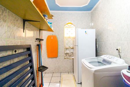 Casa à venda com 180m², 5 quartos e 2 vagas Casa à venda com 180m², 5 quartos e 2 vagasÁrea de Serviço