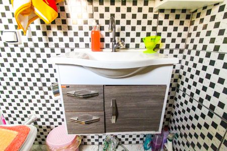 Casa à venda com 180m², 5 quartos e 2 vagas Casa à venda com 180m², 5 quartos e 2 vagasBanheiro da Suíte 1