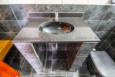 Casa para alugar com 240m², 2 quartos e 2 vagas Casa para alugar com 240m², 2 quartos e 2 vagasBanheiro da Suíte