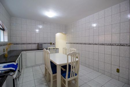 Casa para alugar com 240m², 2 quartos e 2 vagas Casa para alugar com 240m², 2 quartos e 2 vagasCozinha