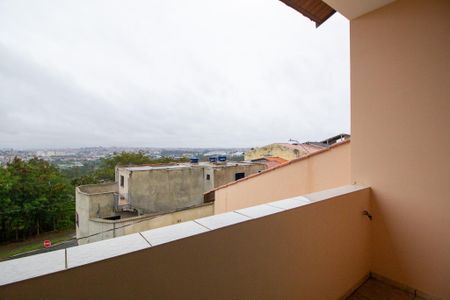 Casa para alugar com 240m², 2 quartos e 2 vagas Casa para alugar com 240m², 2 quartos e 2 vagasVaranda da Suíte