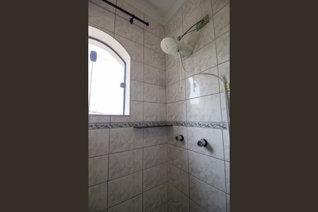 Casa para alugar com 240m², 2 quartos e 2 vagas Casa para alugar com 240m², 2 quartos e 2 vagasBanheiro Social