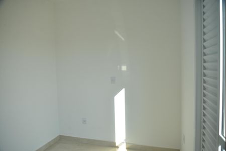 Apartamento à venda com 43m², 2 quartos e 1 vagaQuarto 2