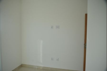 Apartamento à venda com 43m², 2 quartos e 1 vagaQuarto 2