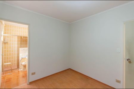 Casa à venda com 200m², 4 quartos e 2 vagas Casa à venda com 200m², 4 quartos e 2 vagasSuíte 2