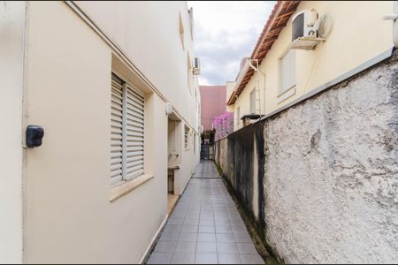 Casa à venda com 200m², 4 quartos e 2 vagas Casa à venda com 200m², 4 quartos e 2 vagasQuintal