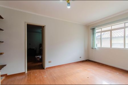 Casa à venda com 200m², 4 quartos e 2 vagas Casa à venda com 200m², 4 quartos e 2 vagasHall dos Quartos