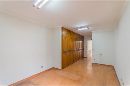 Casa à venda com 200m², 4 quartos e 2 vagas Casa à venda com 200m², 4 quartos e 2 vagasSuíte 3